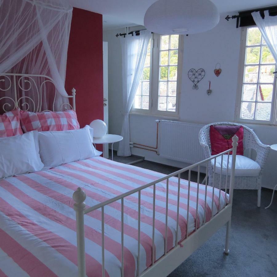 Der Kleine Globetrotter Bed & Breakfast Monschau Bagian luar foto